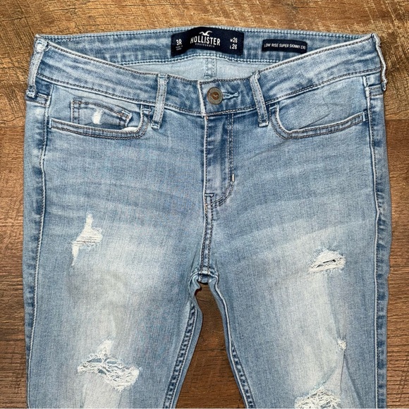 Hollister Low Rise Super Skinny Crop Women’s Jeans - Picture 3 of 14